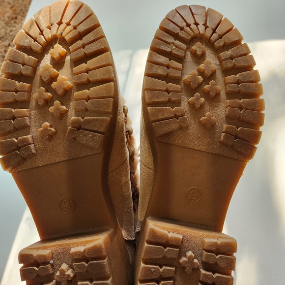 Women's Tan Lace-Up Faux Suede Ankle Boots, With Faux Fur - Picture 4 of 7